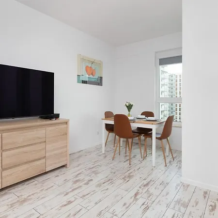 Stadion Apartment With Parking By Noclegi Renters Gdansk Exterior photo