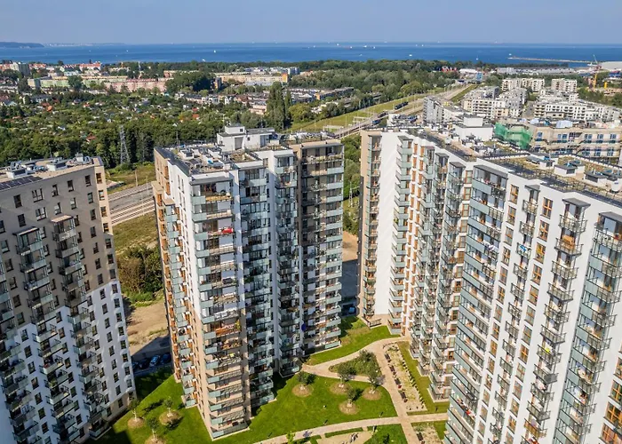 Stadion Apartment With Parking By Noclegi Renters