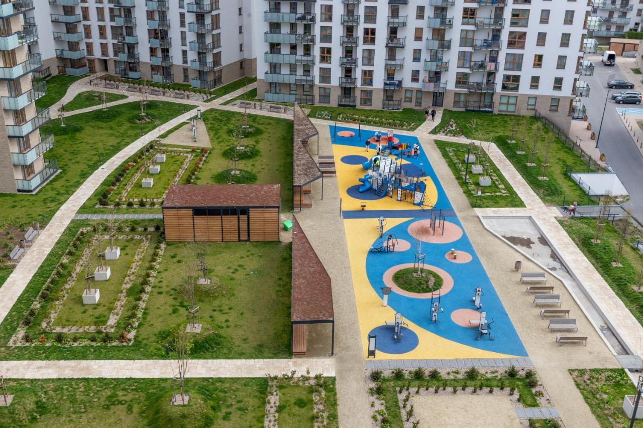 Apartment Stadion With Parking By Renters Gdansk